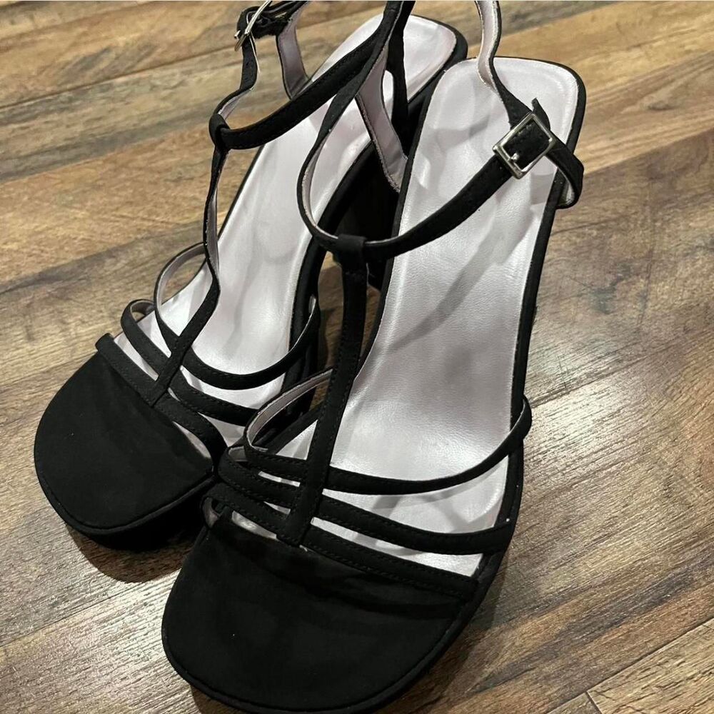 Lily Women's Black Footwear